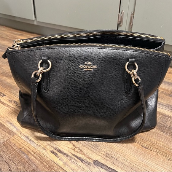 COACH Christie Crossgrain Leather Carryall Shoulder Bag Purse Black - Picture 1 of 13